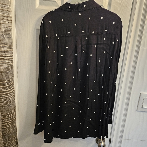 Old Navy button down - Picture 2 of 3